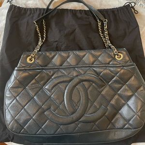 Chanel Tote Bag